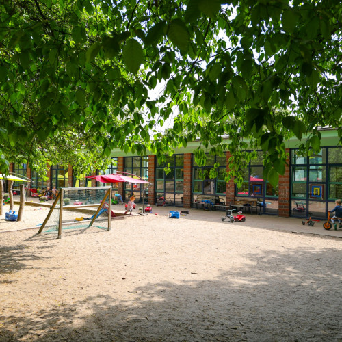 Garten der Kita Maximiliankorso, Kindertagesstätten Nordwest